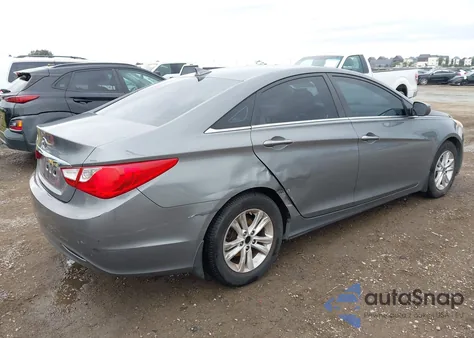 2013 Hyundai Sonata Gls z USA, uszkodzony, nr VIN 5NPEB4AC1DH755666